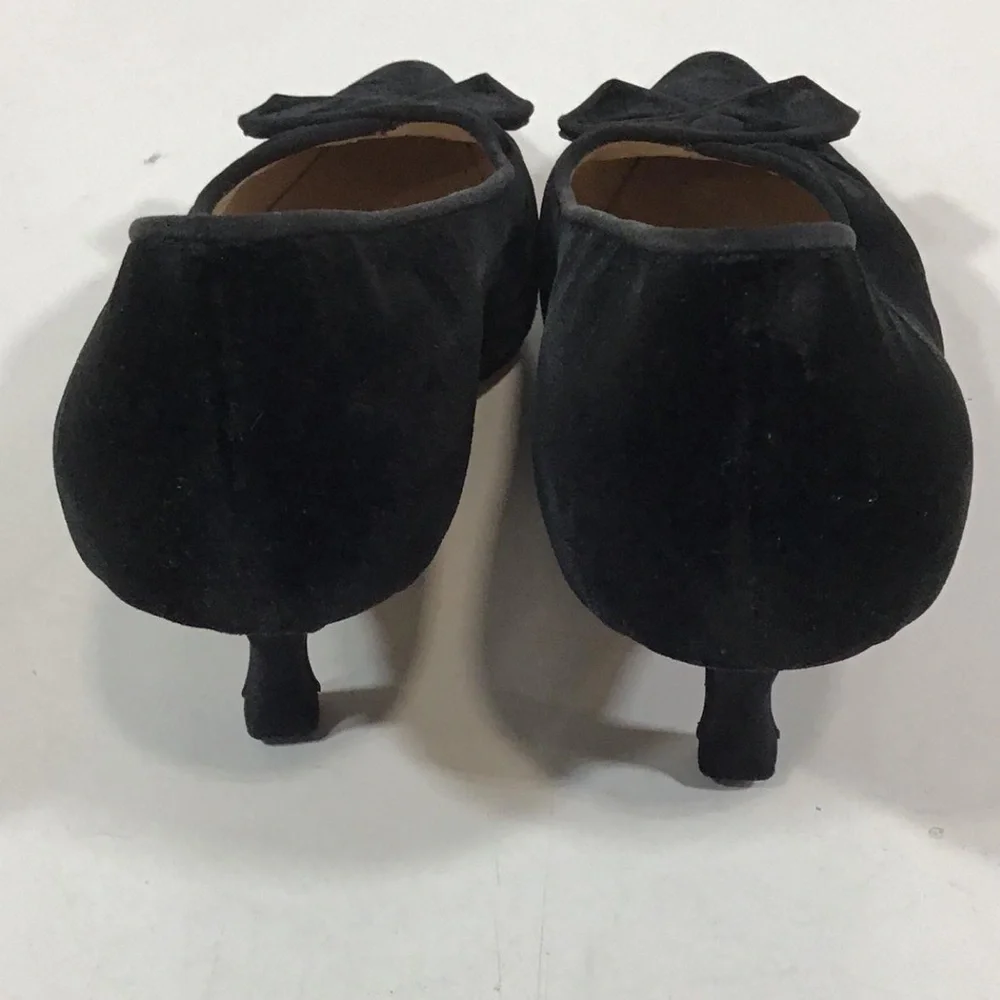 Manolo Blahnik Black Velvet Women's Kitten Heels Shoes Size 36.5